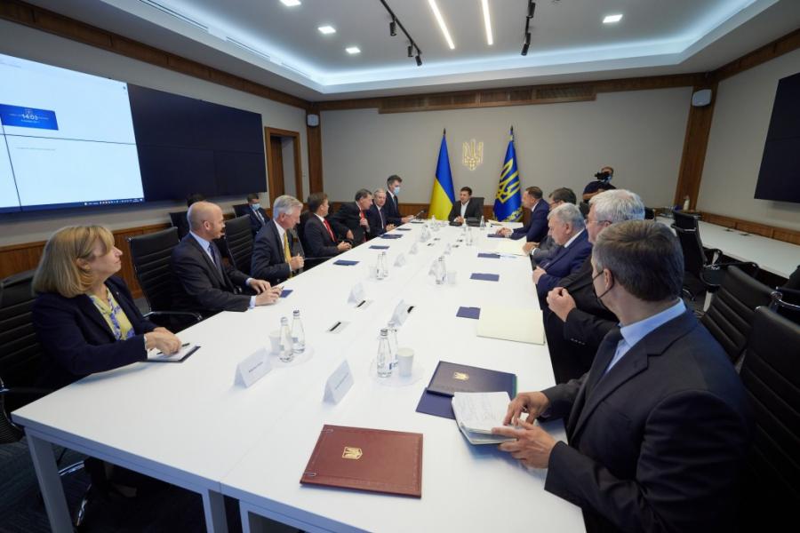 Президент України зустрівся з делегацією Конгресу США