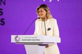 Олена Зеленська взяла участь у V Українському жіночому конгресі Олена Зеленська взяла участь у V Українському жіночому конгресі