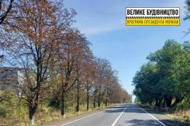 Дорожники перевіряють якість розмітки на ділянках, які ремонтували у 2021 році Дорожники перевіряють якість розмітки на ділянках, які ремонтували у 2021 році