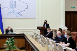 Тетяна Ломакіна представила членам уряду «Довідник безбар’єрності» Тетяна Ломакіна представила членам уряду «Довідник безбар’єрності»