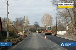 На дорозі Коломак – Шелестове – Колонтаїв влаштовано 1,8 км верхнього шару покриття