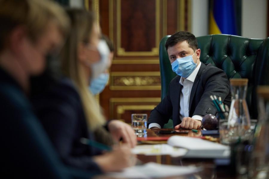 Покращення епідемічної ситуації в Україні обговорили на селекторній нараді у Президента Покращення епідемічної ситуації в Україні обговорили на селекторній нараді у Президента