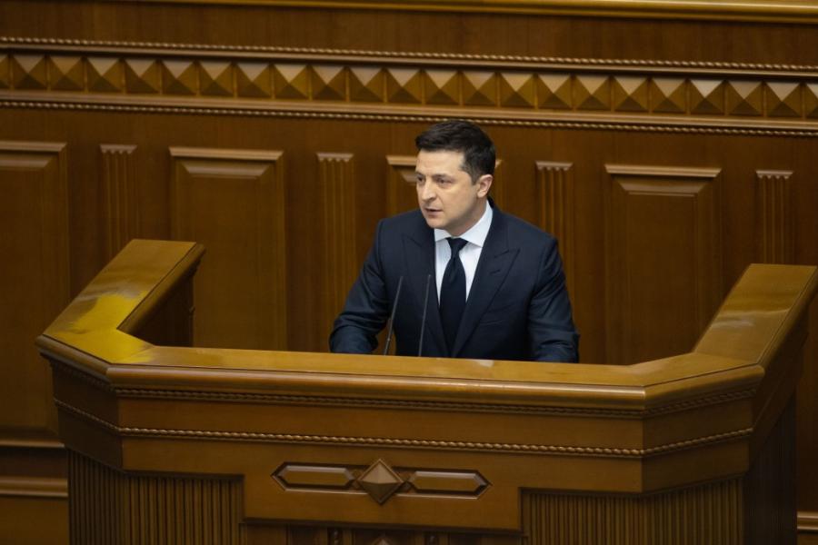 Президент подає до парламенту законопроєкт про економічний паспорт українця Президент подає до парламенту законопроєкт про економічний паспорт українця