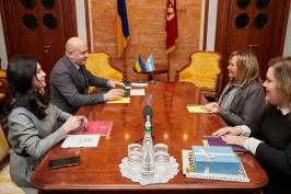 Олександр Скакун зустрівся з послом Аргентини Олександр Скакун зустрівся з послом Аргентини
