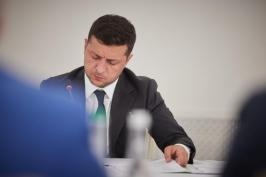 Глава держави присвоїв почесне звання «Мати-героїня» понад тисячі українських жінок Глава держави присвоїв почесне звання «Мати-героїня» понад тисячі українських жінок