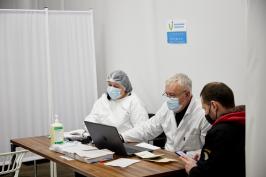 В Україні й на Харківщині, зокрема, триває ревакцинація бустерною та додатковою дозами проти коронавірусу
