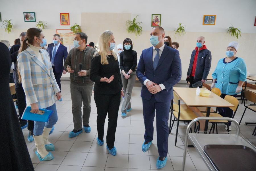Олег Синєгубов: Наше завдання – щоб у кожній школі Харківщини було якісне харчування