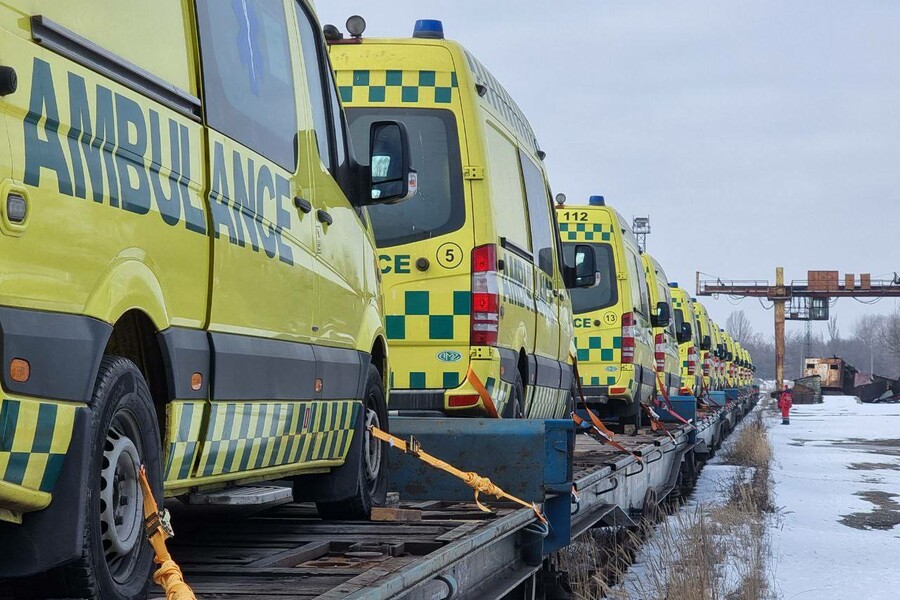 Харківщина отримала 19 автівок для екстреної медичної допомоги