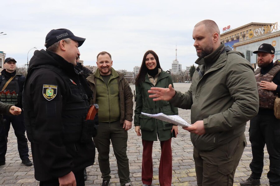 Поліцейські Харківщини та госпіталь МВС отримали нову карету швидкої допомоги