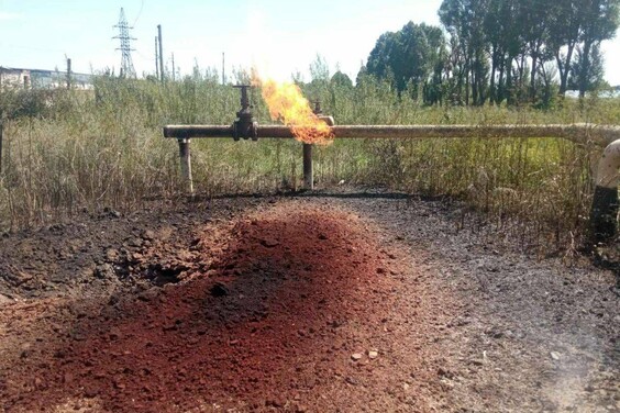 В результате вражеских обстрелов повреждена газовая инфраструктура Золочевской громады