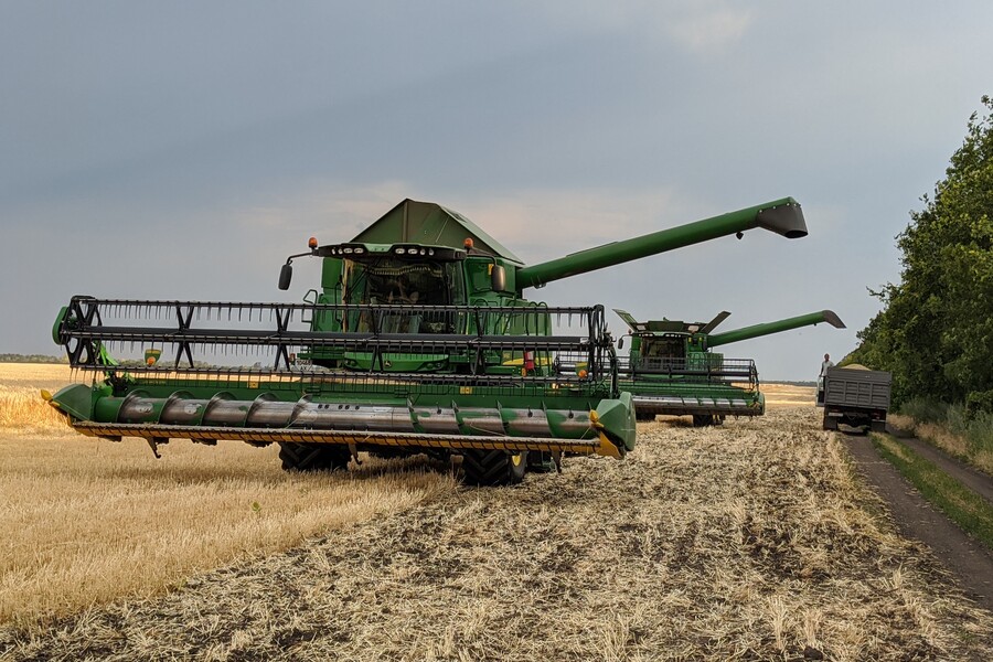 У трьох районах Харківської області завершили збирання ранніх зернових і зернобобових культур