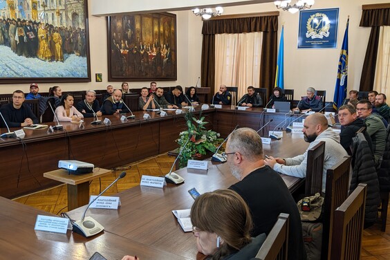 Волонтери Харківщини спільно з ХОВА обговорили розподіл гуманітарної допомоги в регіоні