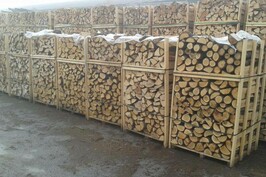 Жителі громад, прилеглих до зон бойових дій, безоплатно отримають деревину для опалення