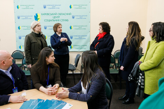 Олег Синєгубов та Ірина Верещук перевірили роботу регіонального центру психологічної допомоги