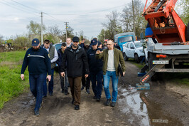 У трьох деокупованих селах Чугуївщини завершують відновлення електромереж, що були майже знищені