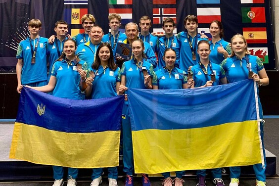 Харківські спортсменки здобули бронзову медаль командного чемпіонату Європи U17 з бадмінтону