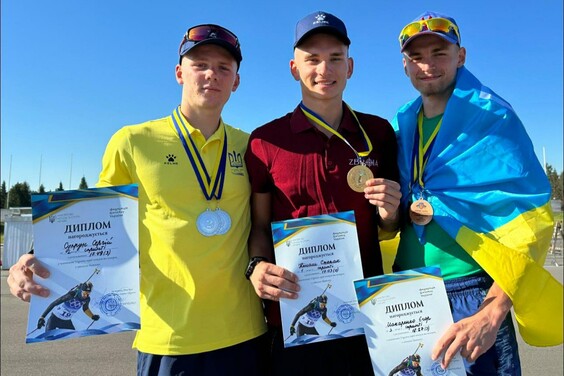Степан Кінаш виборов золоту медаль чемпіонату України серед юніорів та юніорок з літнього біатлону