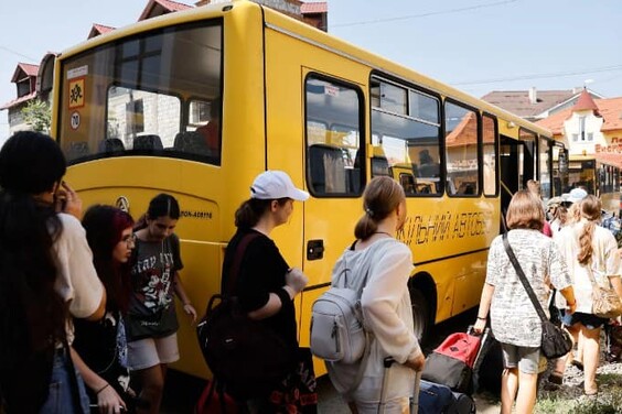 Діти з Харківщини вирушили на відпочинок до Угорщини