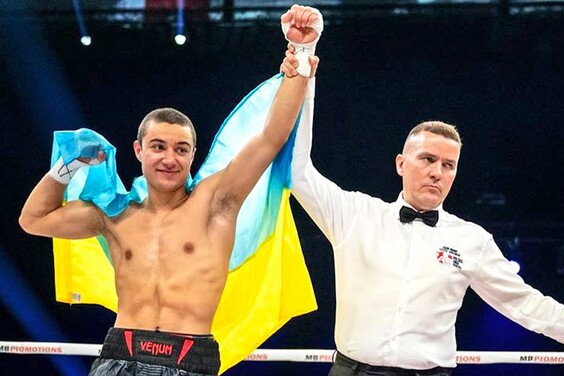 Харківський боксер переміг в бою андеркарду