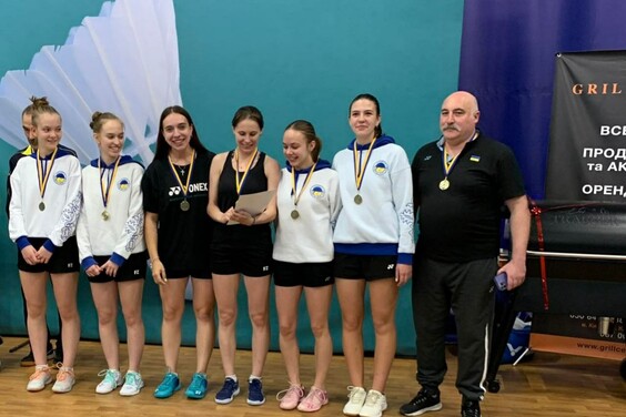 Харківські бадмінтоністки перемогли на командному чемпіонаті України серед чоловіків та жінок