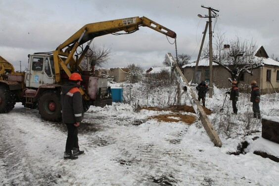 У ще одному деокупованому селі Ізюмського району повністю відновили електропостачання
