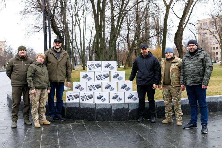 Для захисників Харківщини передали 14 дронів