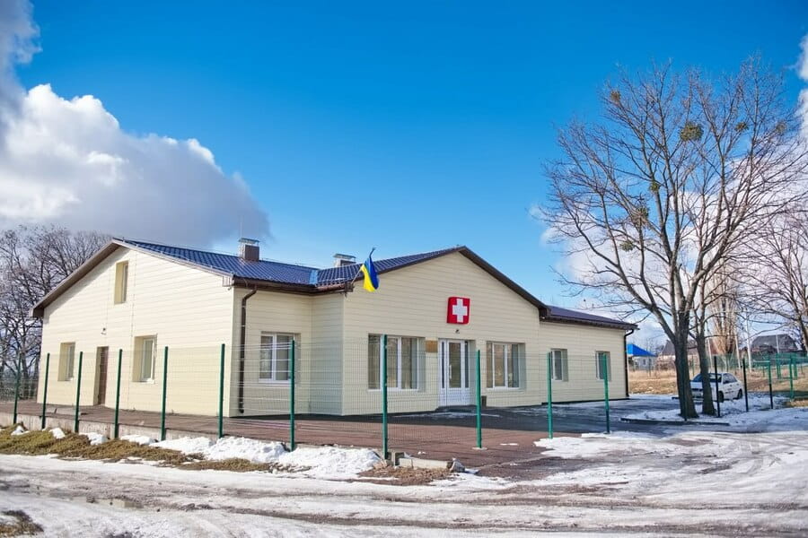 Після відновлення амбулаторії в Руській Лозовій щомісяця приймають до 300 пацієнтів