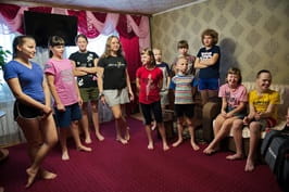 На Краснокутщині у дитячому будинку сімейного типу виховується 6 дітей з особливими потребами