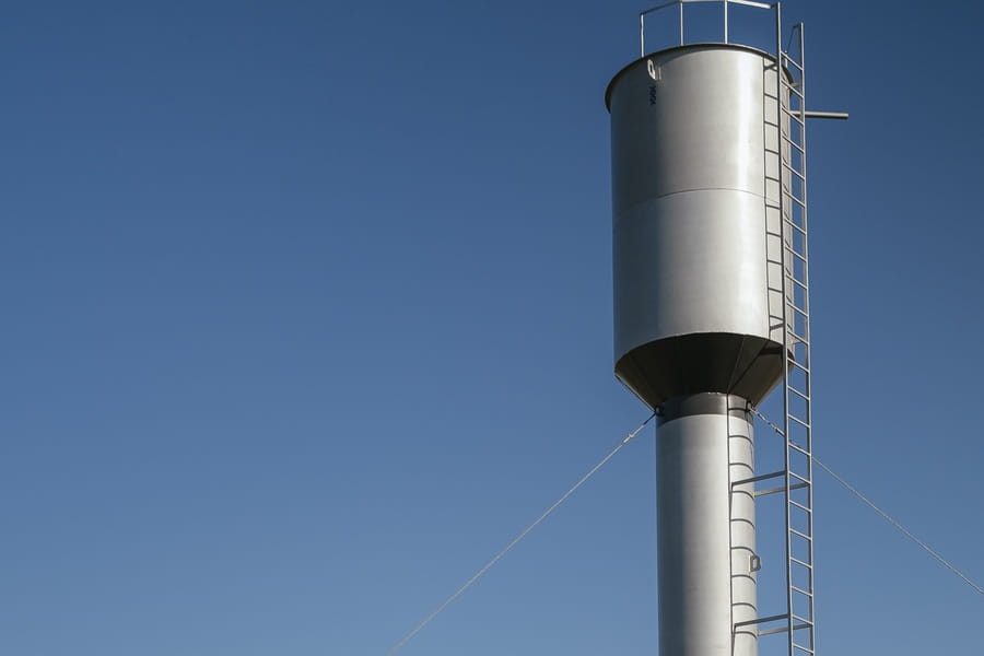 У селі Зоряне на Красноградщині встановили нову водонапірну башту