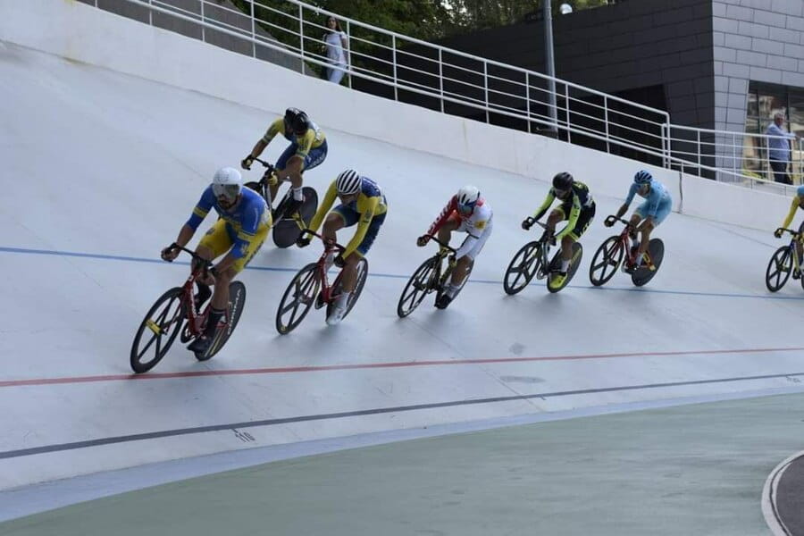 Спортсмени Харківщини здобули медалі чемпіонату України з велоспорту на відкритому треку серед чоловіків, жінок, юнаків та дівчат