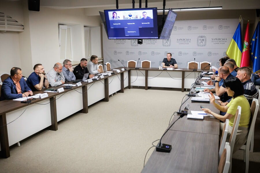 В Харківській ОВА розглянули тендерні закупівлі громад Чугуївського та Ізюмського районів В Харківській ОВА розглянули тендерні закупівлі громад Чугуївського та Ізюмського районів