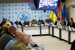 Харківська ОВА продовжує впроваджувати заходи для всебічної підтримки Захисників і Захисниць України та їх сімей – Олег Синєгубов Харківська ОВА продовжує впроваджувати заходи для всебічної підтримки Захисників і Захисниць України та їх сімей – Олег Синєгубов