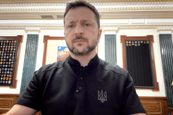 Російські штурмові дії тривають, і наші сили продовжують усю необхідну бойову активність – звернення Президента