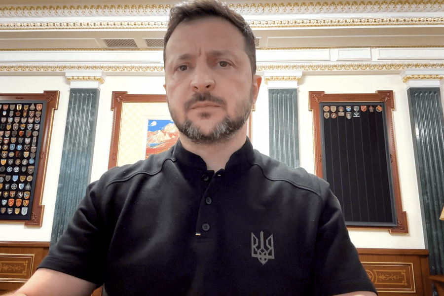 Російські штурмові дії тривають, і наші сили продовжують усю необхідну бойову активність – звернення Президента Російські штурмові дії тривають, і наші сили продовжують усю необхідну бойову активність – звернення Президента