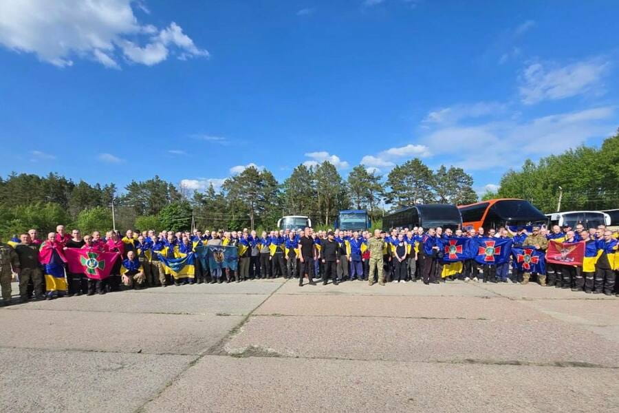 В ході обміну військовополоненими додому повернулися ще 14 жителів Харківщини – Олег Синєгубов В ході обміну військовополоненими додому повернулися ще 14 жителів Харківщини – Олег Синєгубов
