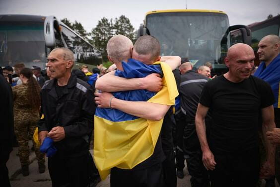 Ще 15 жителів Харківщини повернулися із російського полону – Олег Синєгубов Ще 15 жителів Харківщини повернулися із російського полону – Олег Синєгубов
