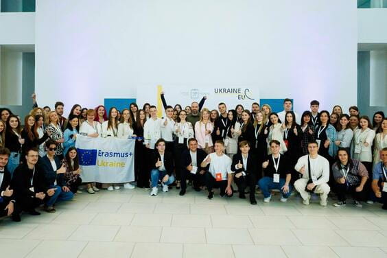 «Харківська ОВА організувала молодіжний форум» – Олег Синєгубов «Харківська ОВА організувала молодіжний форум» – Олег Синєгубов