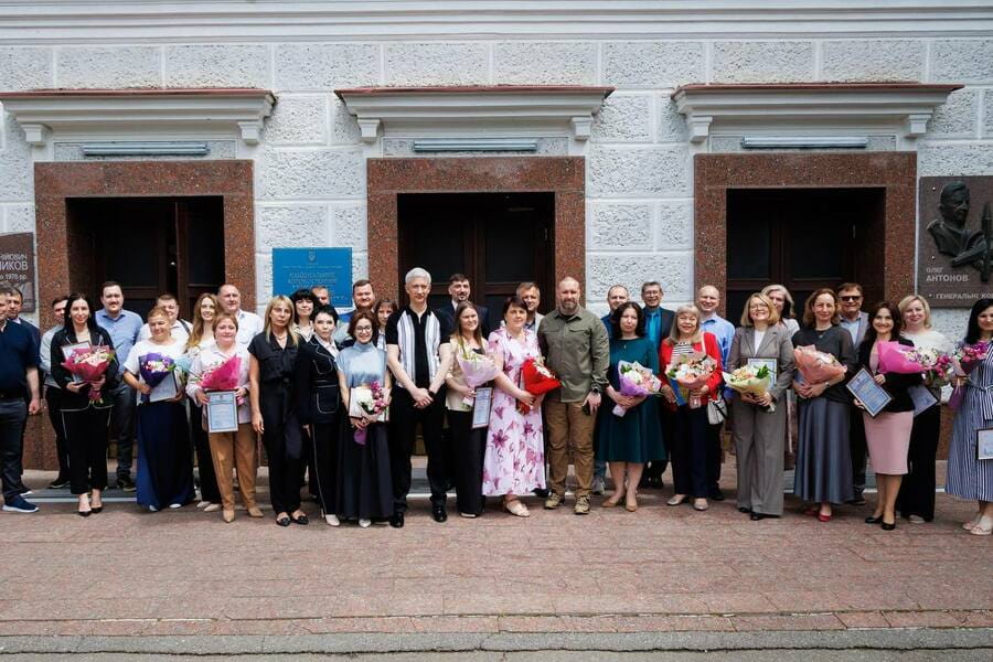 Олег Синєгубов привітав колектив Національного аерокосмічного університету імені М.Є. Жуковського «ХАІ» з 95-річчям Олег Синєгубов привітав колектив Національного аерокосмічного університету імені М.Є. Жуковського «ХАІ» з 95-річчям