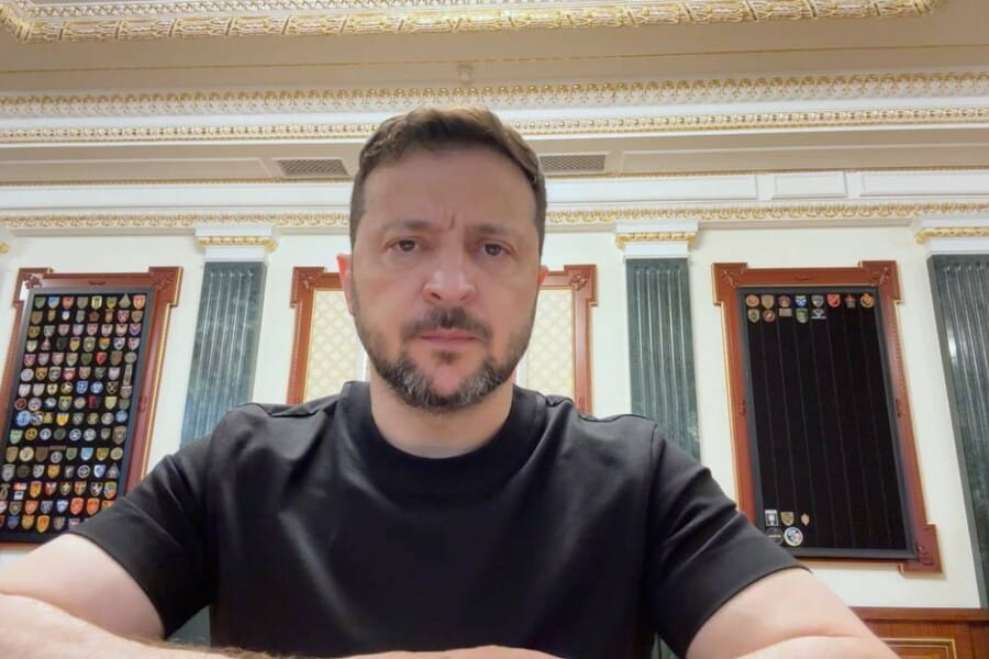 Проведена блискуча операція на території ворога, виключно проти військових цілей – звернення Президента