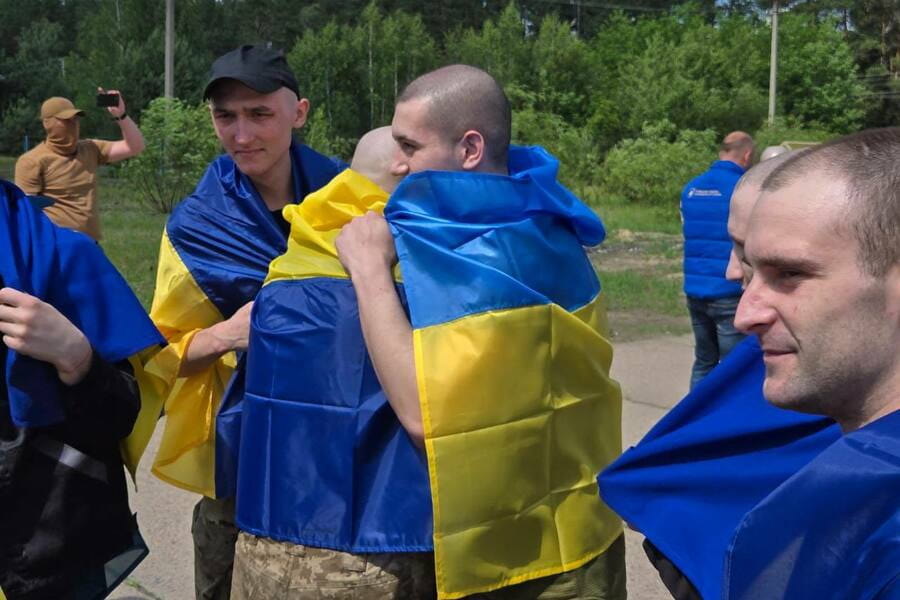 «Сьогодні з полону вдалося визволити воїна з Ізюмщини», - Олег Синєгубов «Сьогодні з полону вдалося визволити воїна з Ізюмщини», - Олег Синєгубов