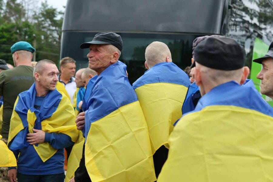 «З російського полону вдалося звільнити ще 6 захисників з Харківщини», - Олег Синєгубов «З російського полону вдалося звільнити ще 6 захисників з Харківщини», - Олег Синєгубов