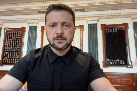 Російська економіка вже деградує, підтримаємо цей процес іще більше – звернення Президента Російська економіка вже деградує, підтримаємо цей процес іще більше – звернення Президента