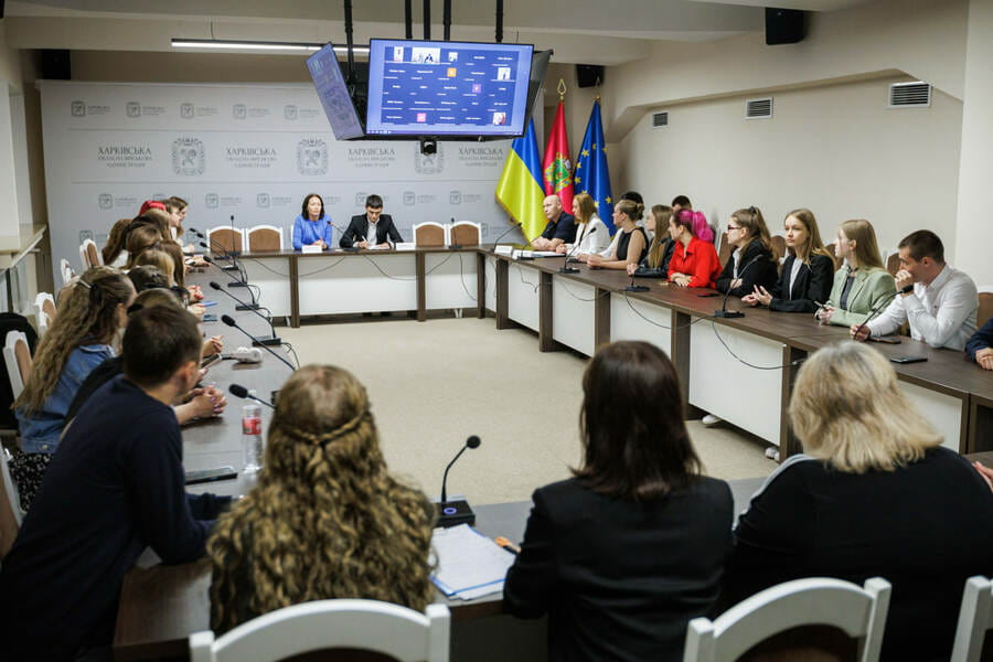 Харківська ОВА розширює співпрацю з молодіжними організаціями області у сферах науки, культури та освіти Харківська ОВА розширює співпрацю з молодіжними організаціями області у сферах науки, культури та освіти