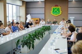 Харківська ОВА продовжує розвивати співпрацю із громадами області в межах реалізації ветеранської політики Харківська ОВА продовжує розвивати співпрацю із громадами області в межах реалізації ветеранської політики