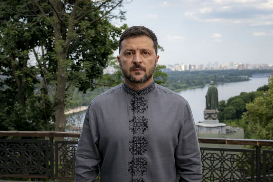 Звернення Президента Володимира Зеленського з нагоди Дня Української Державності Звернення Президента Володимира Зеленського з нагоди Дня Української Державності