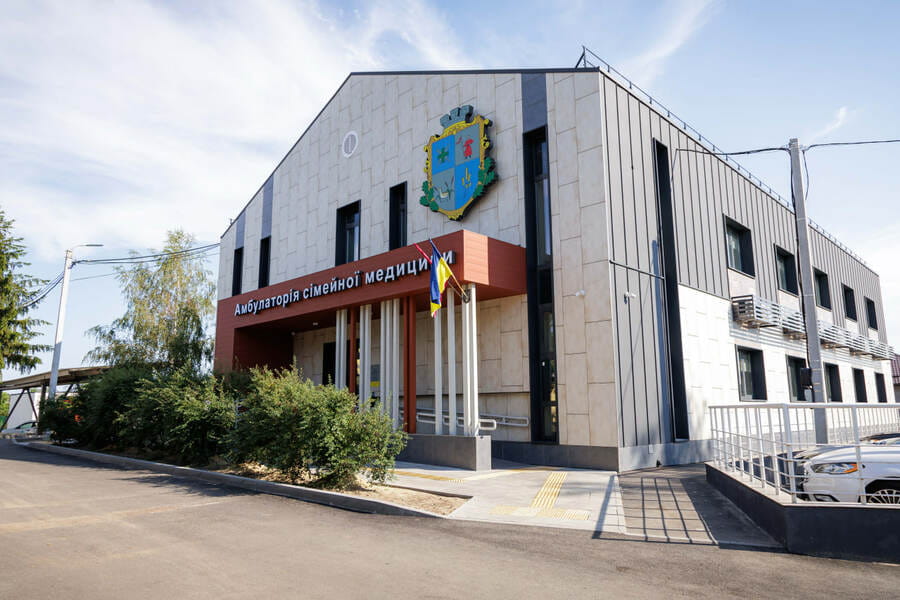 Розбудовуємо безбар'єрну інфраструктуру у закладах Харківської області – Олег Синєгубов Розбудовуємо безбар'єрну інфраструктуру у закладах Харківської області – Олег Синєгубов