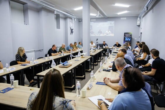 Харківська ОВА продовжує роботу над забезпеченням кадрового потенціалу для підприємств регіону
