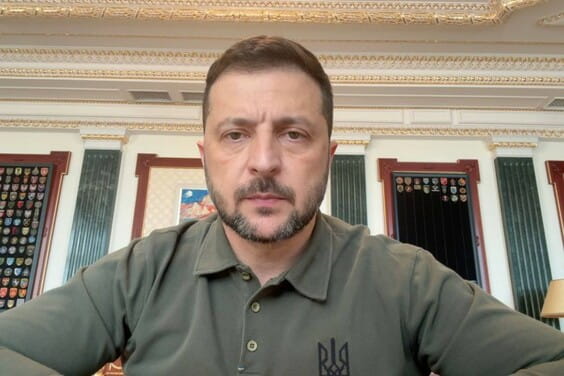 Дуже важливо, що почала зараз тиснути на Росію перспектива нових санкцій – звернення Президента