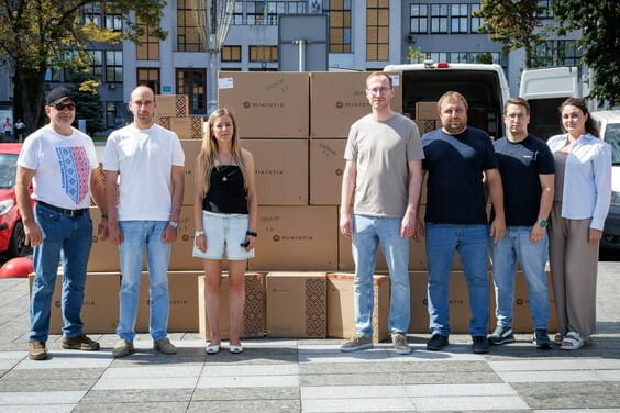 Завдяки співпраці ХОВА і латвійського Фонду «Entrepreneurs for Peace» область отримала сучасне телекомунікаційне обладнання