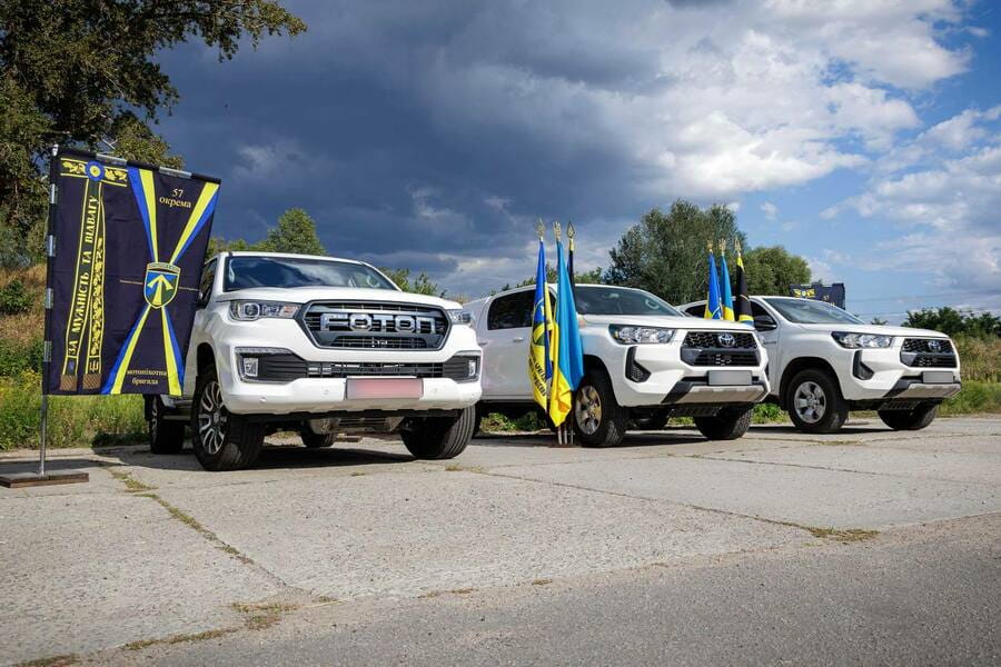 Допомагаємо військовим, які тримають фронт на Харківському напрямку – Олег Синєгубов Допомагаємо військовим, які тримають фронт на Харківському напрямку – Олег Синєгубов
